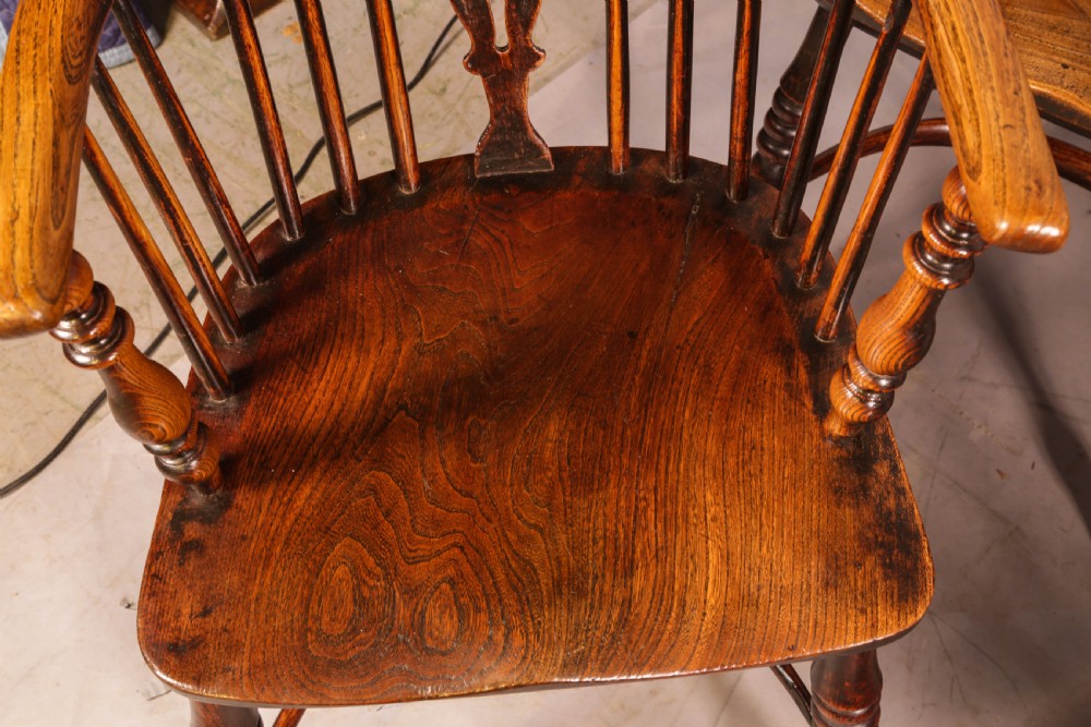 A Set of 4 Ash and Elm Windsor Chairs Rockley Maker View V