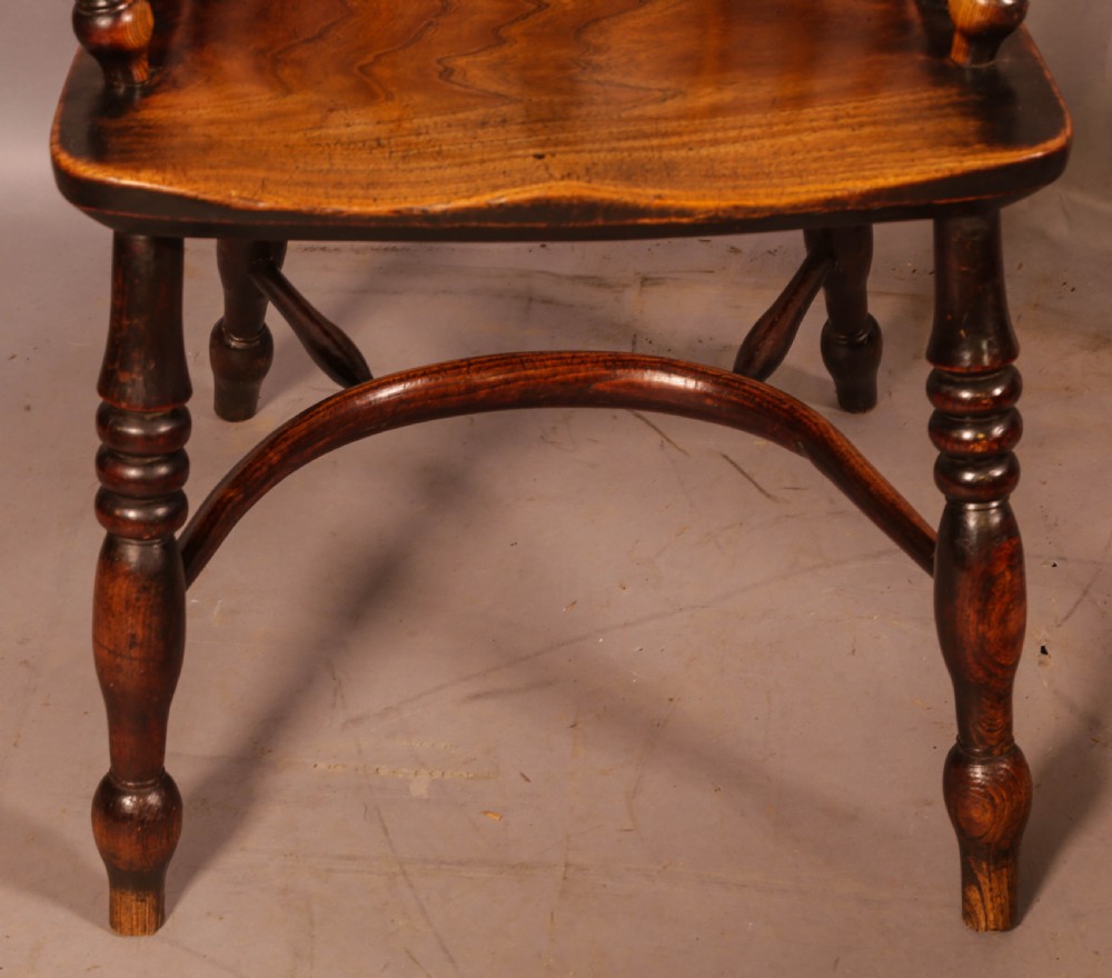 A Set of 4 Ash and Elm Windsor Chairs Rockley Maker View XI