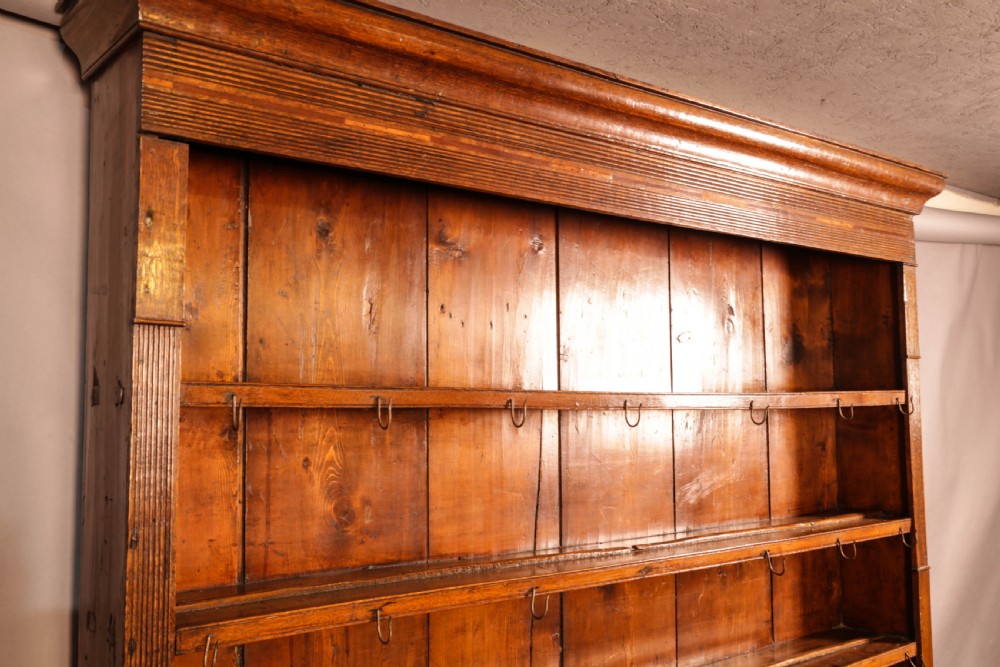 A Good Georgian Oak Welsh dresser View XIII