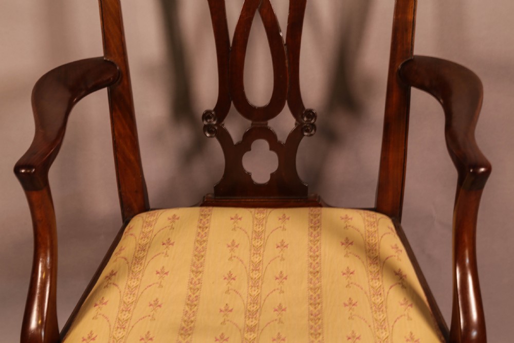 A Set of 8 Chippendale Style Dining chairs c 1890 View XIV