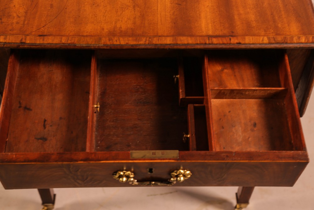 A Super Georgian Library Pembroke Table View XI