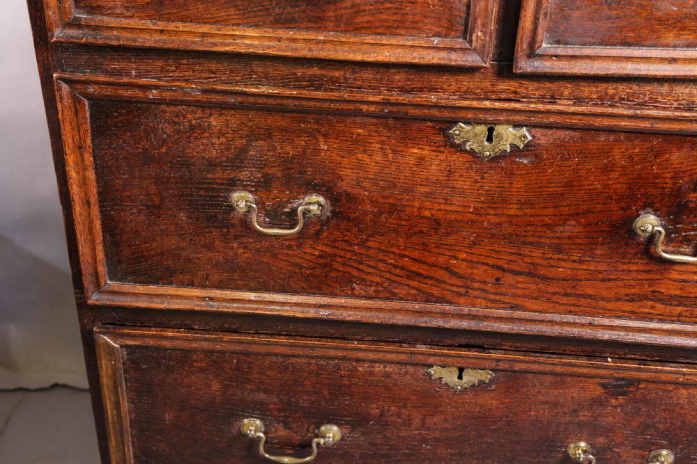 An 18th century Oak Chest of Drawers View VIII
