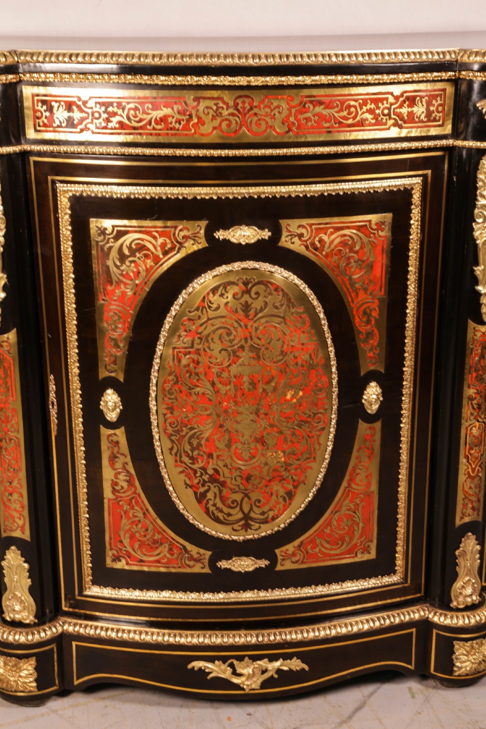 Superb Buelle Credenza View X