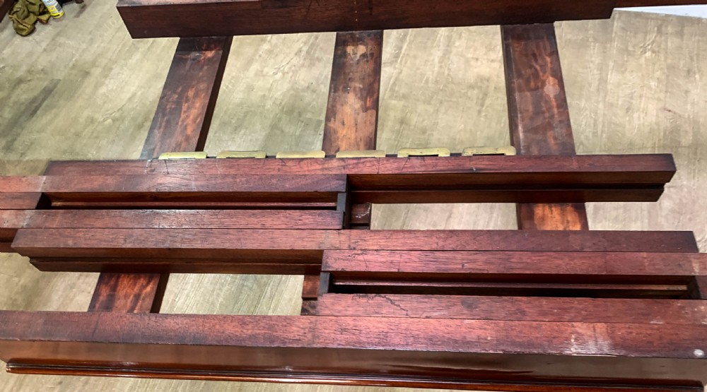 A Superb Georgian Extending Dining Table in Mahogany seats 12 View XIV