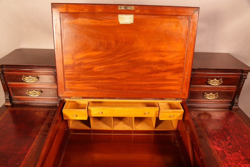 A stunning Quality Victorian Pedestal Desk View IX
