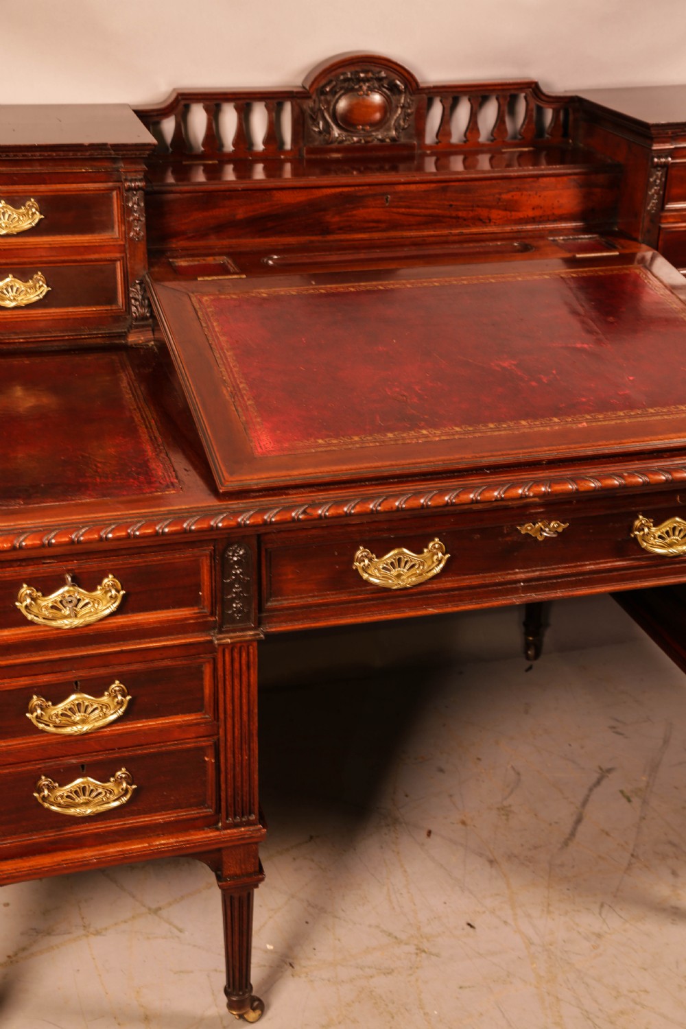 A stunning Quality Victorian Pedestal Desk View XIII