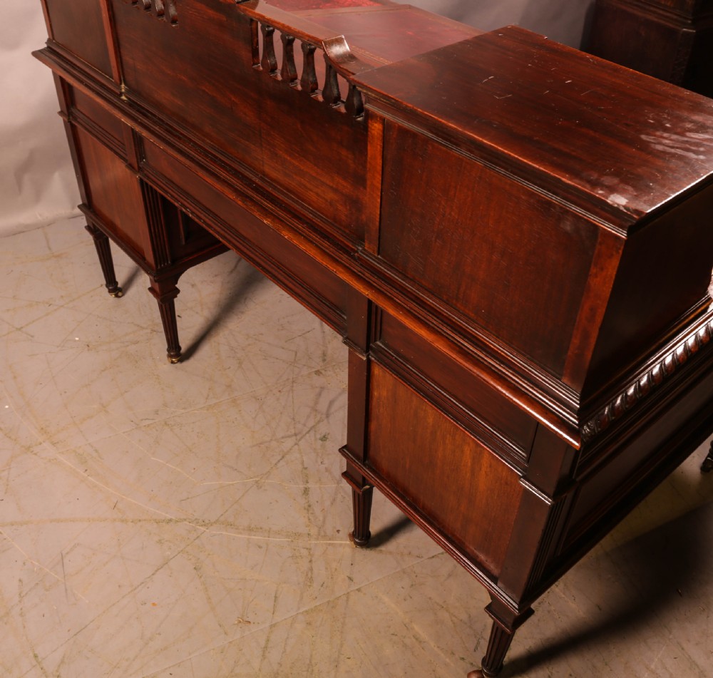 A stunning Quality Victorian Pedestal Desk View XIV