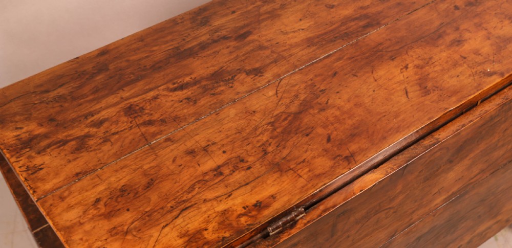 A Very Rare Georgian Gate leg dining Table in Yew Wood View III