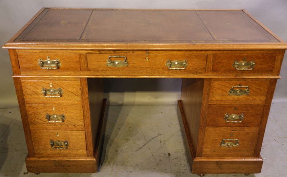 A Victorian Oak Pedestal Desk c 1880