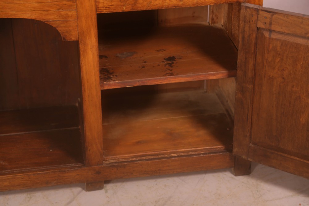 A Georgian Oak Welsh Dresser very small size View VI