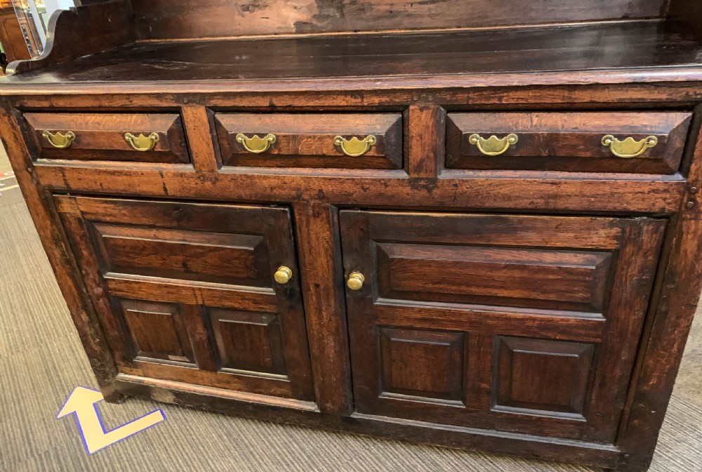 A Very Good Welsh Dresser 1731 HO in Oak View III