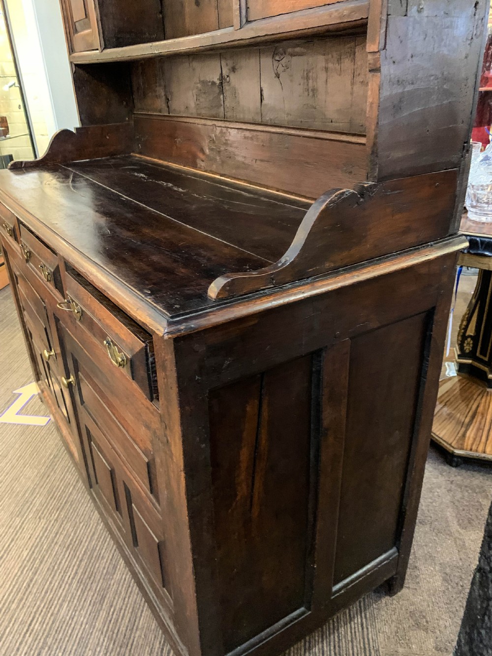 A Very Good Welsh Dresser 1731 HO in Oak View XIII
