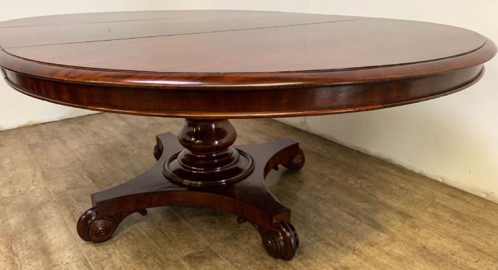 A Good William IV Extending Dining Table seats 8 View V