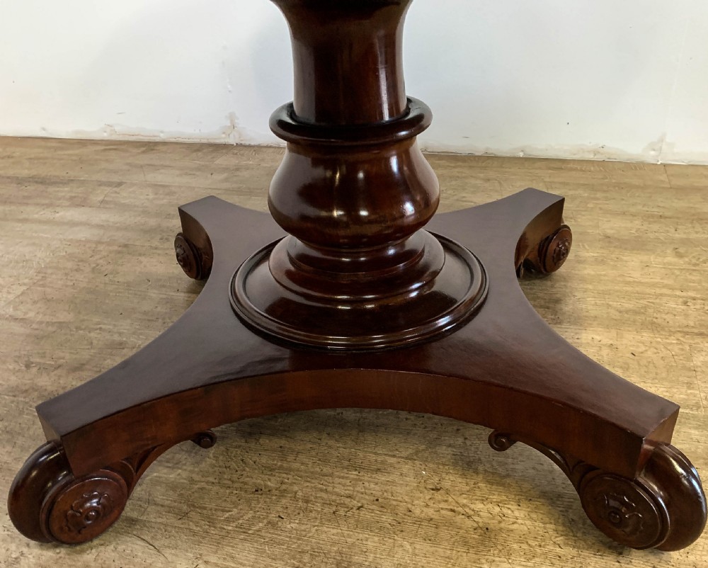 A Good William IV Extending Dining Table seats 8 View IX