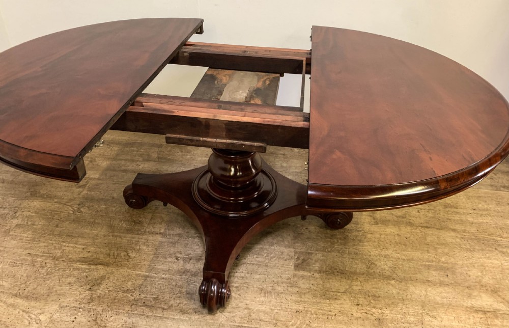 A Good William IV Extending Dining Table seats 8 View XI