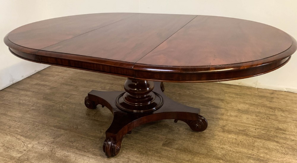 A Good William IV Extending Dining Table seats 8 View XIII
