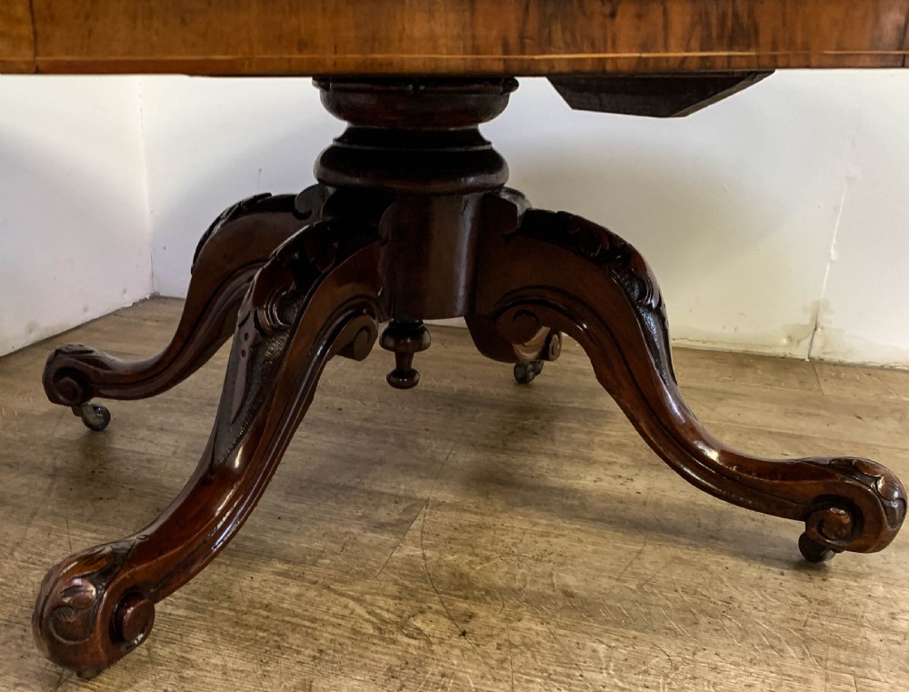 A Victorian Ovel Coffee Table in Walnut View V