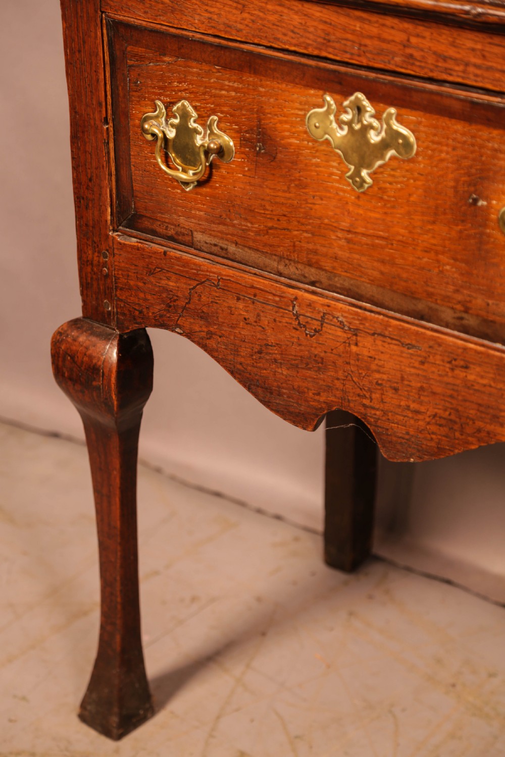 A Good early 8th century Oak Dresser View XV