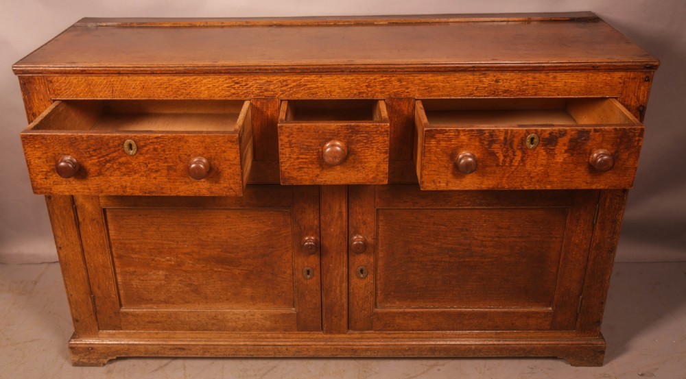 A Small GEORGIAN Serving Dresser in Oak View II