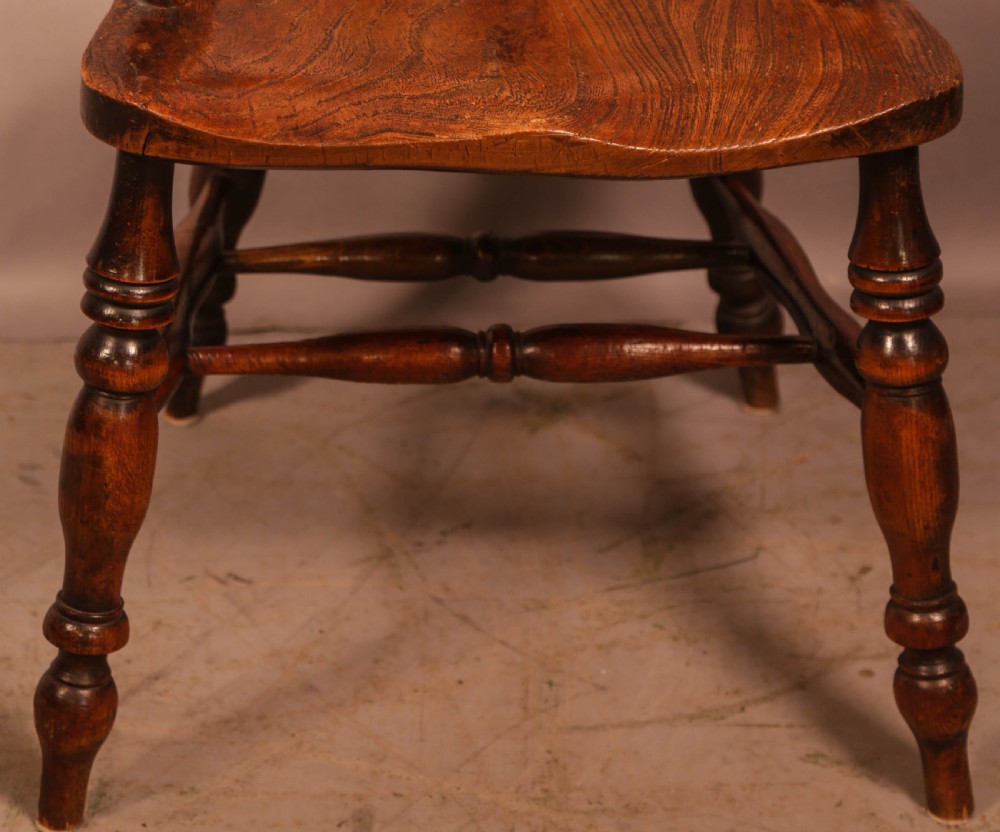 A Good Victorian Smokers bow in Ash with an Elm seat View III