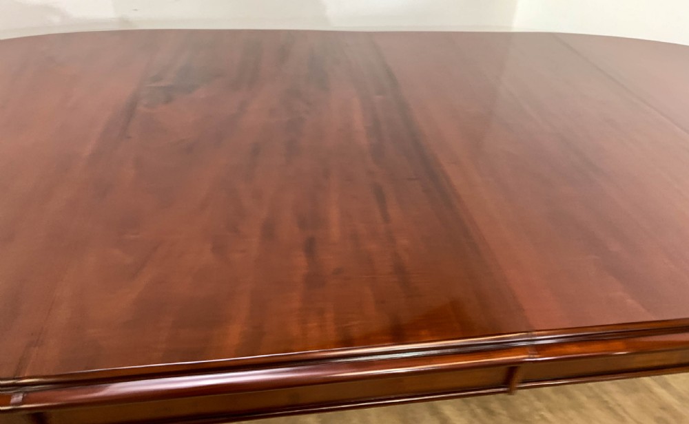 A Superb Victorian Extending Dining Table Mahogany seats 10/12 View VII