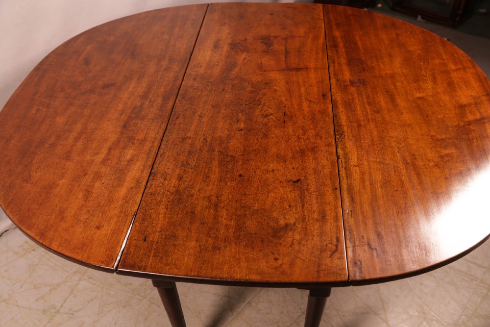 A Georgian Wakes Table in Solid Mahogany View XIII