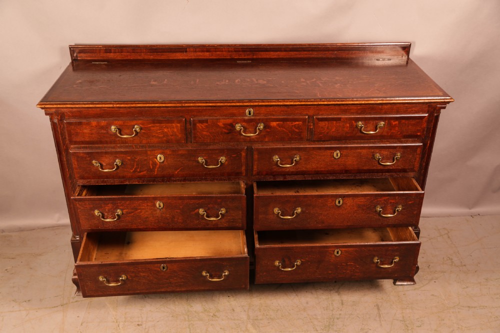 An Oak Dower Chest lift top and 4 drawers View II