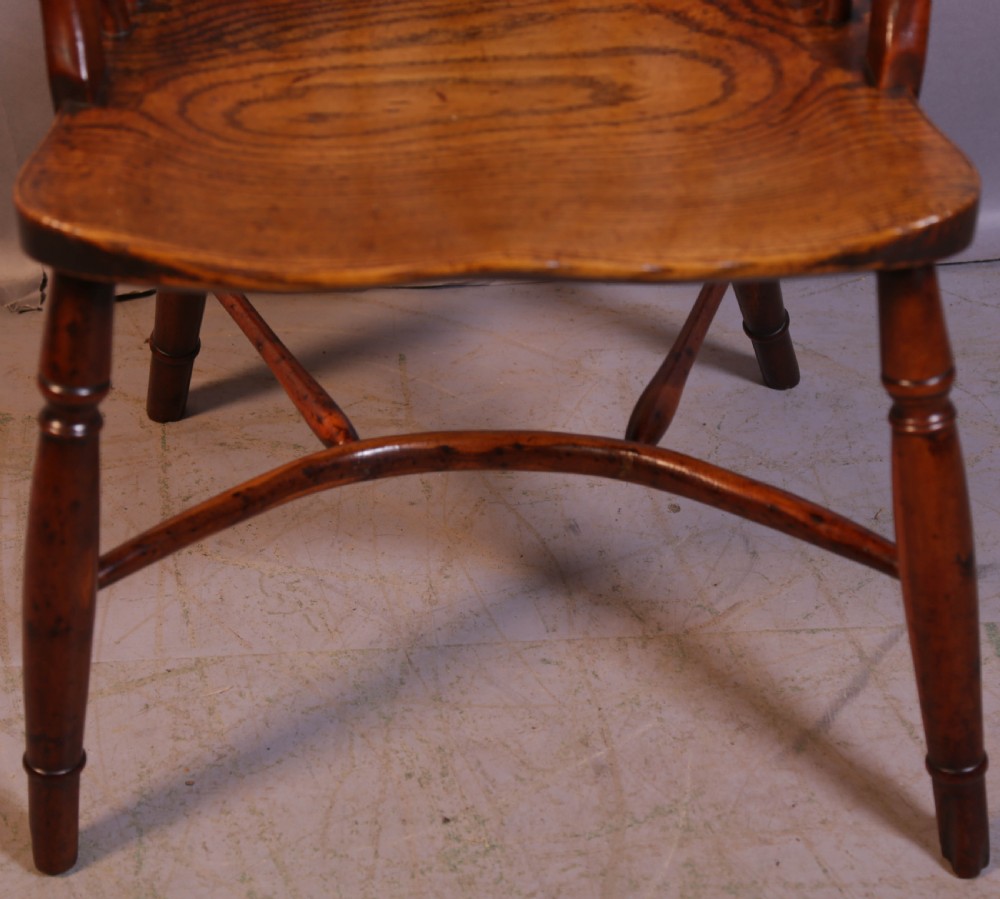 A yew Wood Windsor Chair Wheatland Retford View V