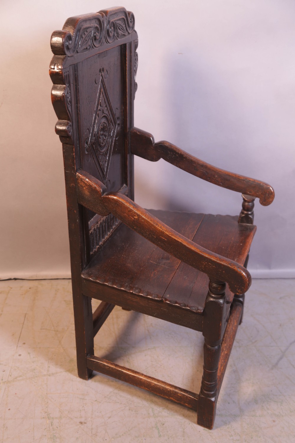 A Nice Oak Wainscott chair 17th c View II