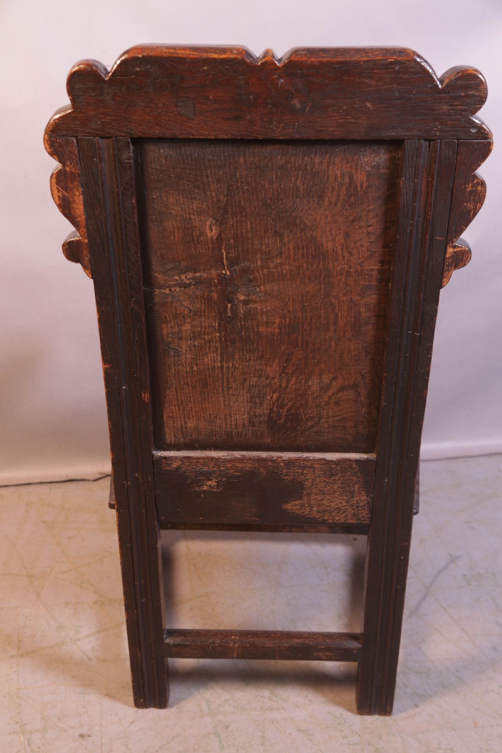 A Nice Oak Wainscott chair 17th c View III