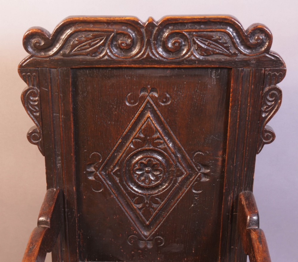 A Nice Oak Wainscott chair 17th c View V