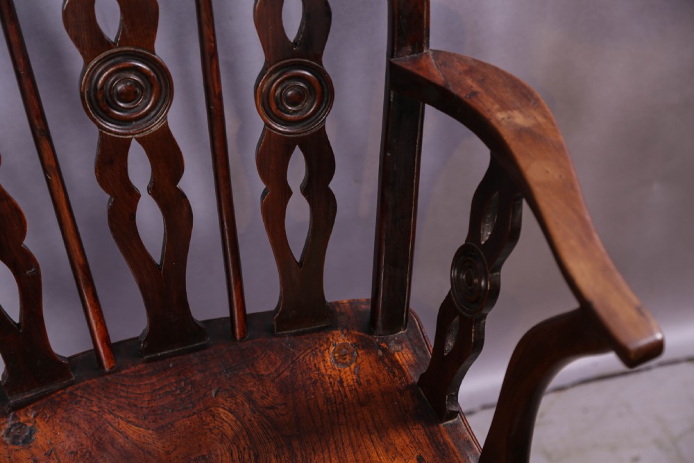 A Rare Thames Valley Windsor Chair in Yew wood View VIII
