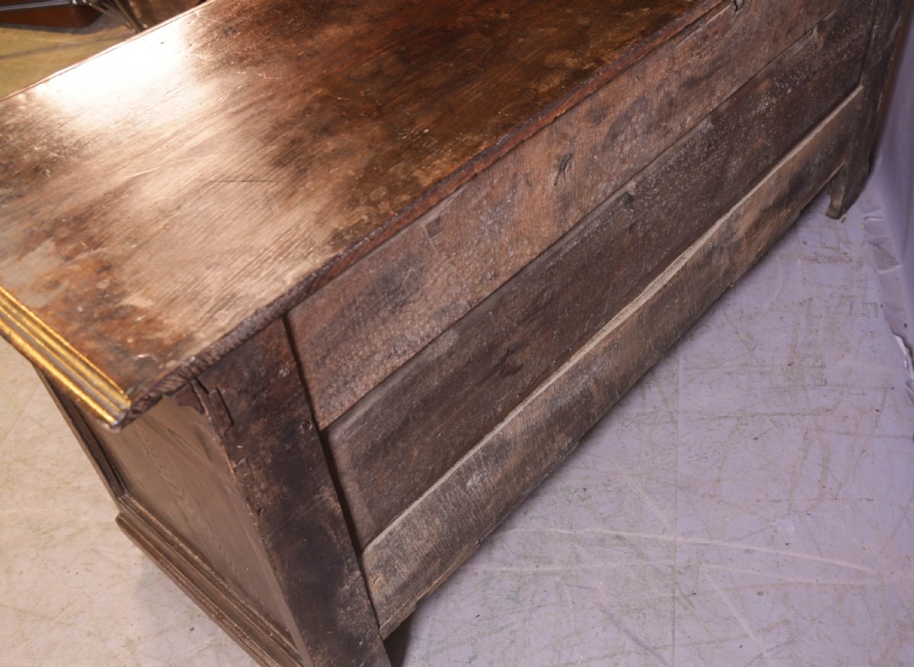 An 18th century Oak Serving Dresser View VII