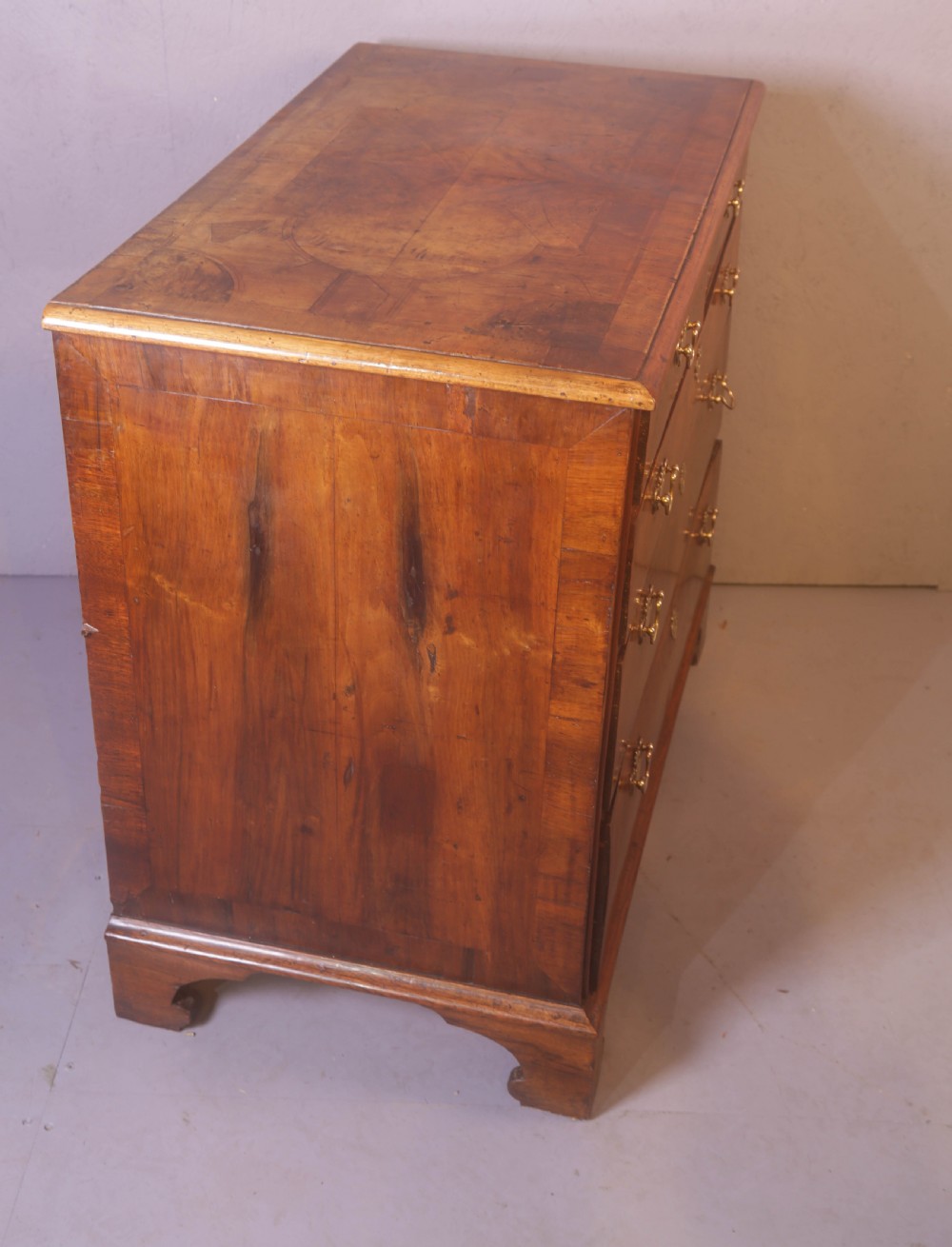 A George I chest of Drawers in figured Walnut View IX