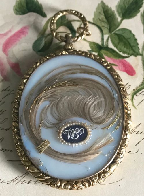 SIGNED PORTRAIT MINIATURE OF A DAPPER GENT - ADDITIONAL PHOTO 1