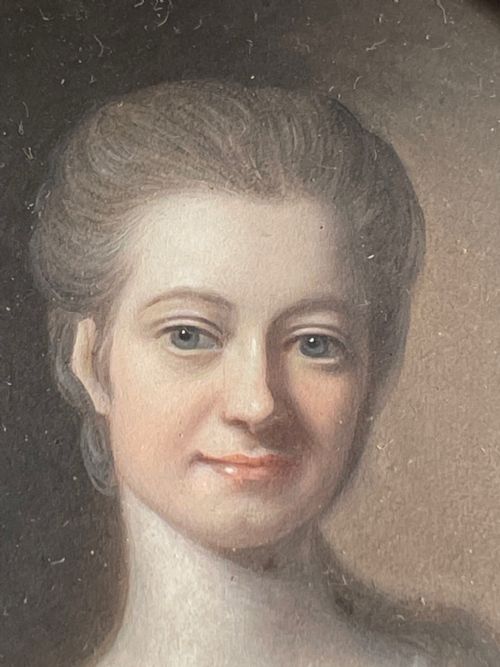OIL ON COPPER PORTRAIT OF A DUCHESS - ADDITIONAL PHOTO 1
