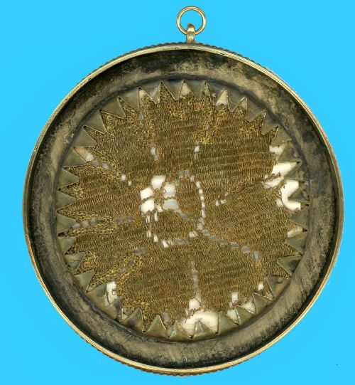 A CHARMING FRENCH PORTRAIT MINIATURE SIGNED DATED 1824 - ADDITIONAL PHOTO 1