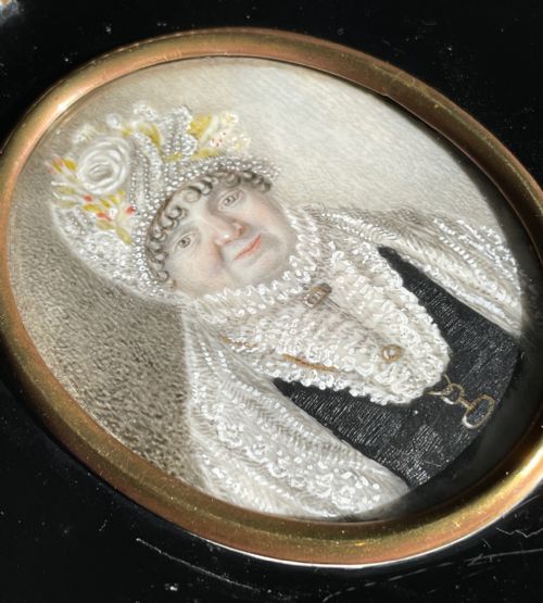 SPLENDID PORTRAIT OF A DOWAGER AUNT - ADDITIONAL PHOTO 1