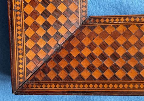 HANDSOME PARQUETRY FRAME NO 1 - ADDITIONAL PHOTO 4