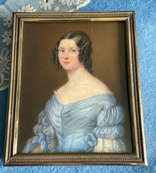 HANDSOME MINIATURE PORTRAITS OF TWO SISTERS CIRCA 1840 - ADDITIONAL PHOTO 2