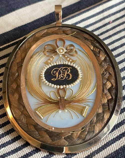SILHOUETTE LOCKET BY JOHN BUTTERWORTH CIRCA 1790 - ADDITIONAL PHOTO 1