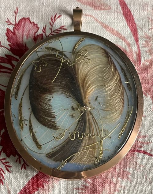 SILHOUETTE ON GLASS BY ISABELLA BEETHAM CIRCA 1800 - ADDITIONAL PHOTO 2