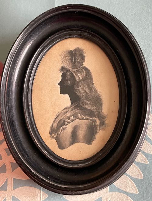 painted silhouette of a georgian lady - CATEGORY: ANTIQUE ART - DATED GEORGIAN
