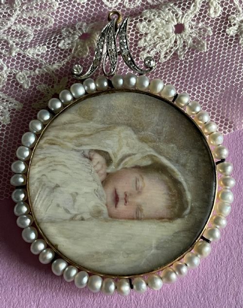 POIGNANT MEMORIAL PORTRAIT OF A BABY 1915 - ADDITIONAL PHOTO 2