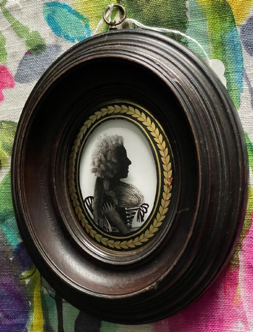 EXCELLENT SILHOUETTE ON GLASS BY ISABELLA BEETHAM - ADDITIONAL PHOTO 7