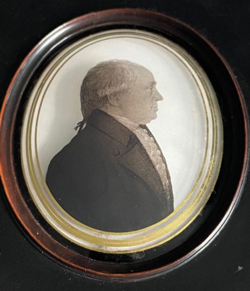 FINE SILHOUETTE OF A GENT ON GLASS BY LEA OF PORTSMOUTH - ADDITIONAL PHOTO 1