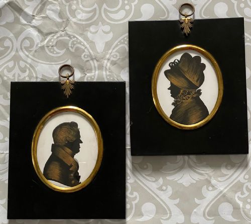 character pair of gilded silhouettes on plaster - CATEGORY: ANTIQUE ART - DATED 19TH CENTURY