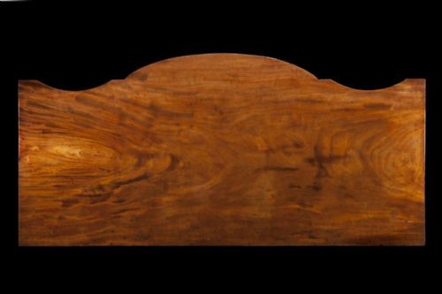 A GEORGE III SERPENTINE SIDEBOARD - ADDITIONAL PHOTO 5