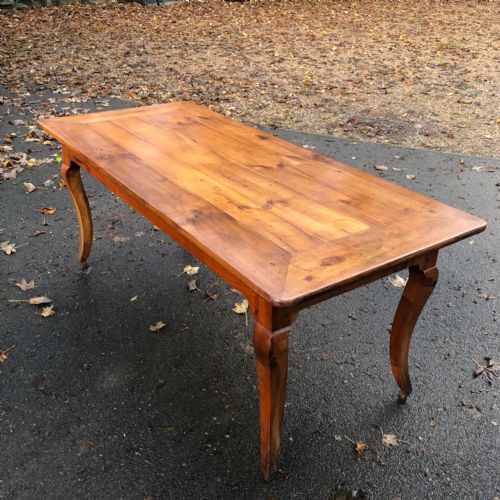 A 19TH CENTURY FRENCH CHERRYWOOD FARMHOUSE TABLE - ADDITIONAL PHOTO 1