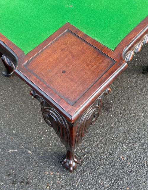 A GEORGE II CARVED MAHOGANY CARD TABLE - ADDITIONAL PHOTO 3